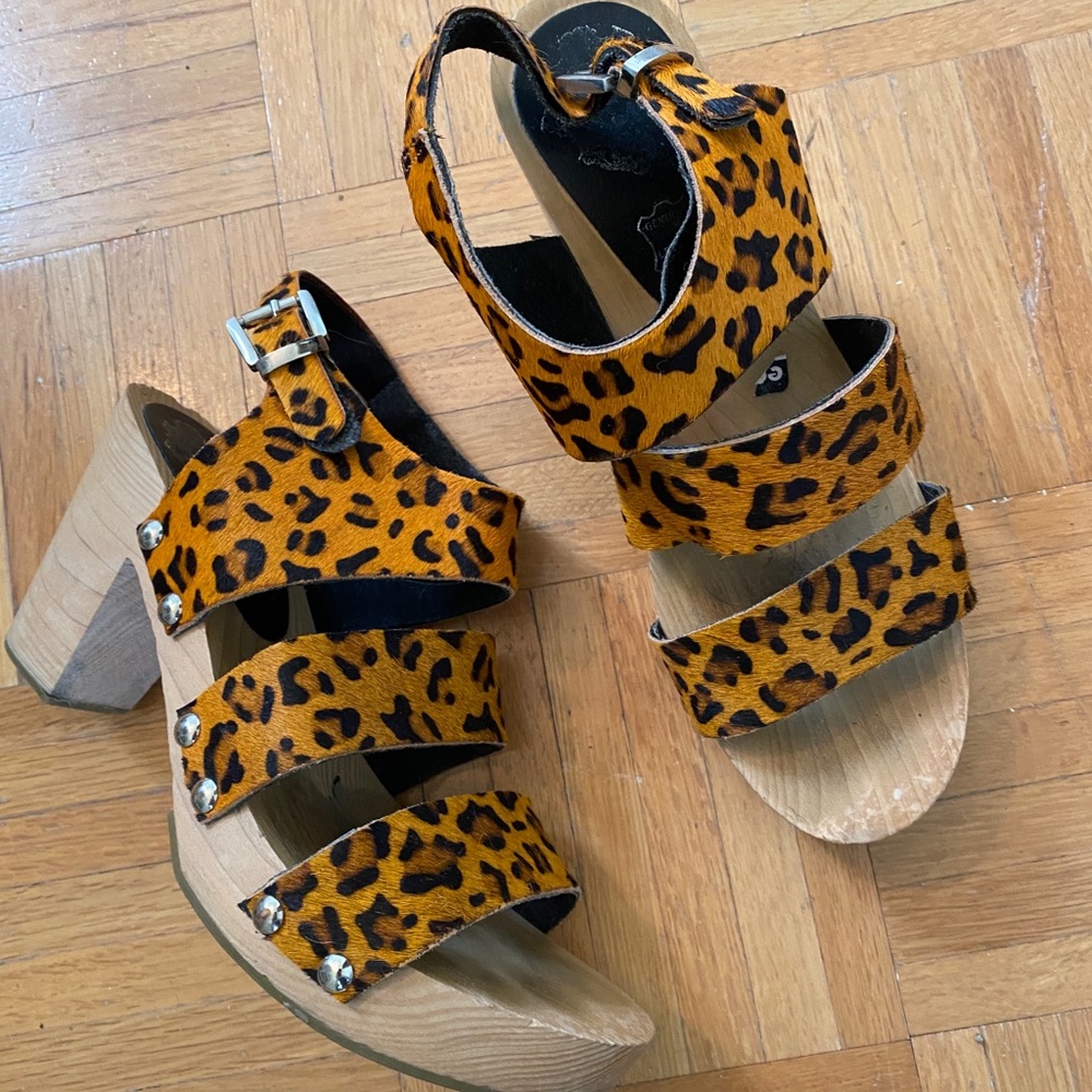 Sol Sana Leopard Strap Clogs size 8.5